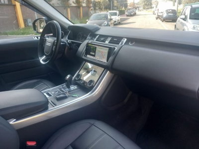 Land Rover Range Rover Sport 3.0D l6 249 CV SE (20)