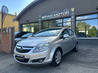 Opel Corsa 1.2 5 porte Cosmo usata