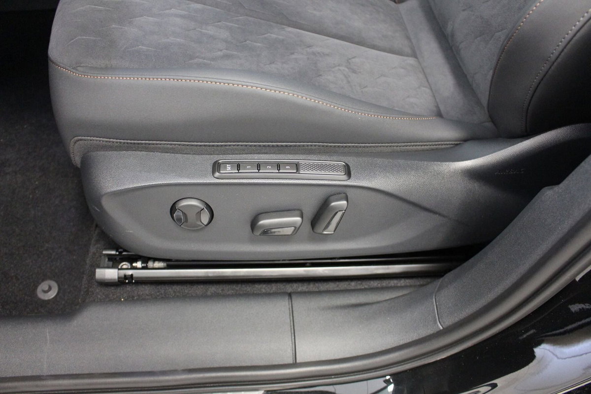 Cupra Terramar 1.5 hybrid 150cv dsg (9)