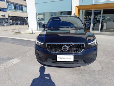 Volvo XC40 2.0 b3 Core auto usata