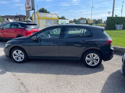 Volkswagen Golf Variant 1.0 eTSI EVO DSG Life usata
