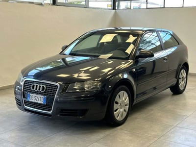 Audi A3 1.6 16V FSI Ambiente usata