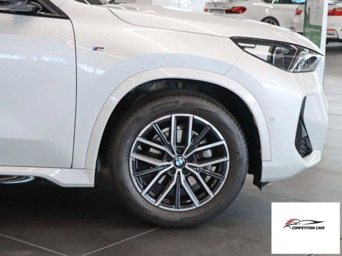 BMW X1 sDrive18i (15)