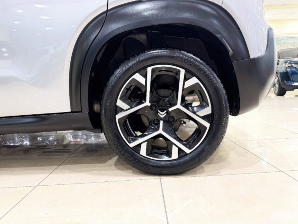 Citroen C3 Aircross PureTech 130 S&S EAT6 Shine (15)