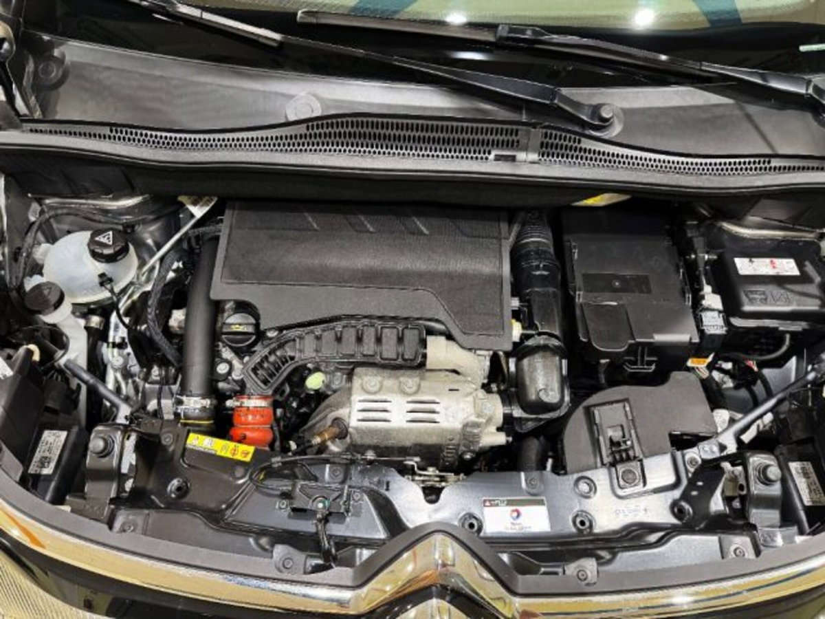 Citroen C3 Aircross PureTech 130 S&S EAT6 Shine (17)