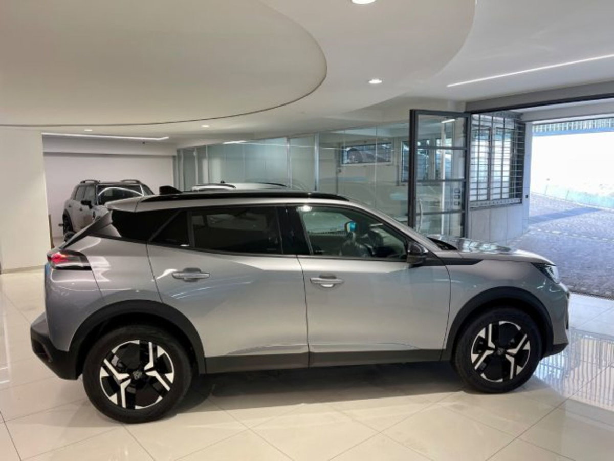Peugeot 2008 PureTech 100 S&S Allure (11)