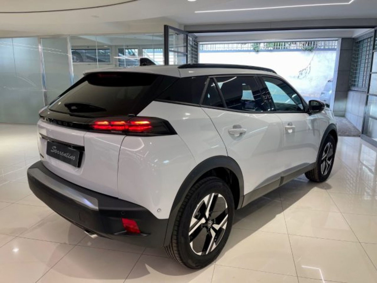 Peugeot 2008 PureTech 100 S&S Allure (14)
