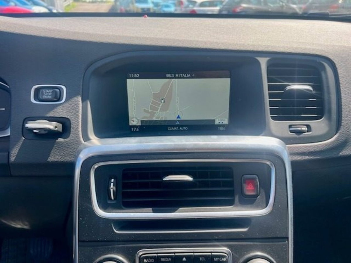 Volvo S60 D2 (12)