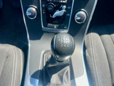 Volvo S60 D2 (13)