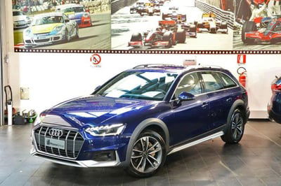 Audi A4 Allroad Allroad 40 2.0 tdi mhev Identity Contrast quattro 204cv s-tronic usata