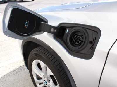 BMW X1 xDrive25e Business Advantage (7)