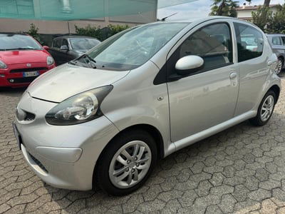Toyota Aygo 1.0 12V VVT-i 5 porte usata