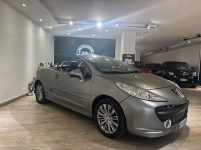 Peugeot 207 Cabrio VTi 120CV CC Roland Garros usata