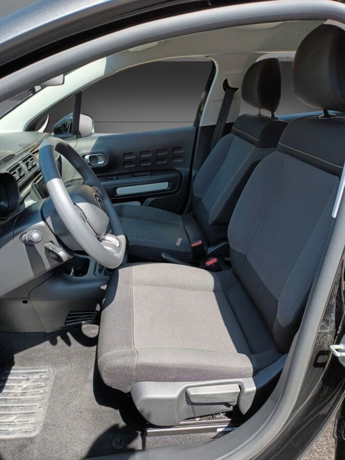 Citroen C3 PureTech 83 S&S C-Series (7)