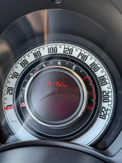 Fiat 500 1.2 Lounge (7)