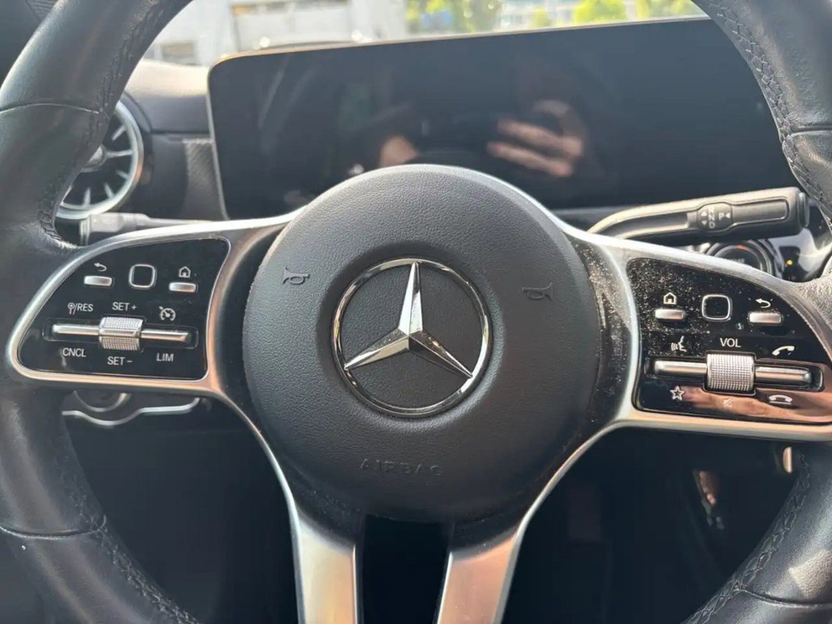 Mercedes-Benz Classe A 180 Automatic Executive (9)