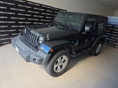 Jeep Wrangler Unlimited 2.8 CRD DPF Sahara Auto usata