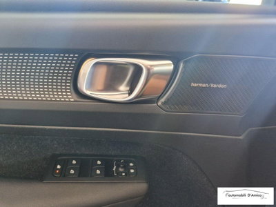 Volvo XC40 D4 AWD Geartronic R-design (10)
