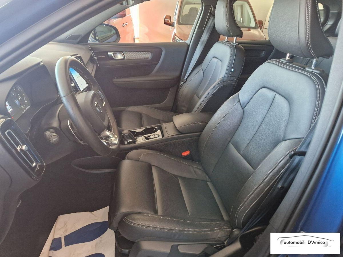 Volvo XC40 D4 AWD Geartronic R-design (5)