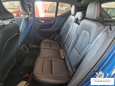 Volvo XC40 D4 AWD Geartronic R-design (6)