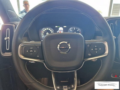 Volvo XC40 D4 AWD Geartronic R-design (9)