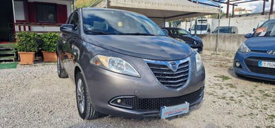 Lancia Ypsilon 1.2 69 CV 5 porte Platinum usata