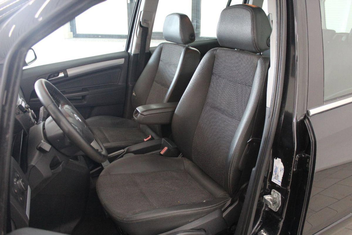 Opel Zafira 1.9 CDTI 120CV Enjoy (11)