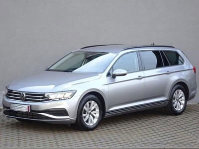 Volkswagen Passat 2.0 tdi scr R-Line 150cv dsg usata