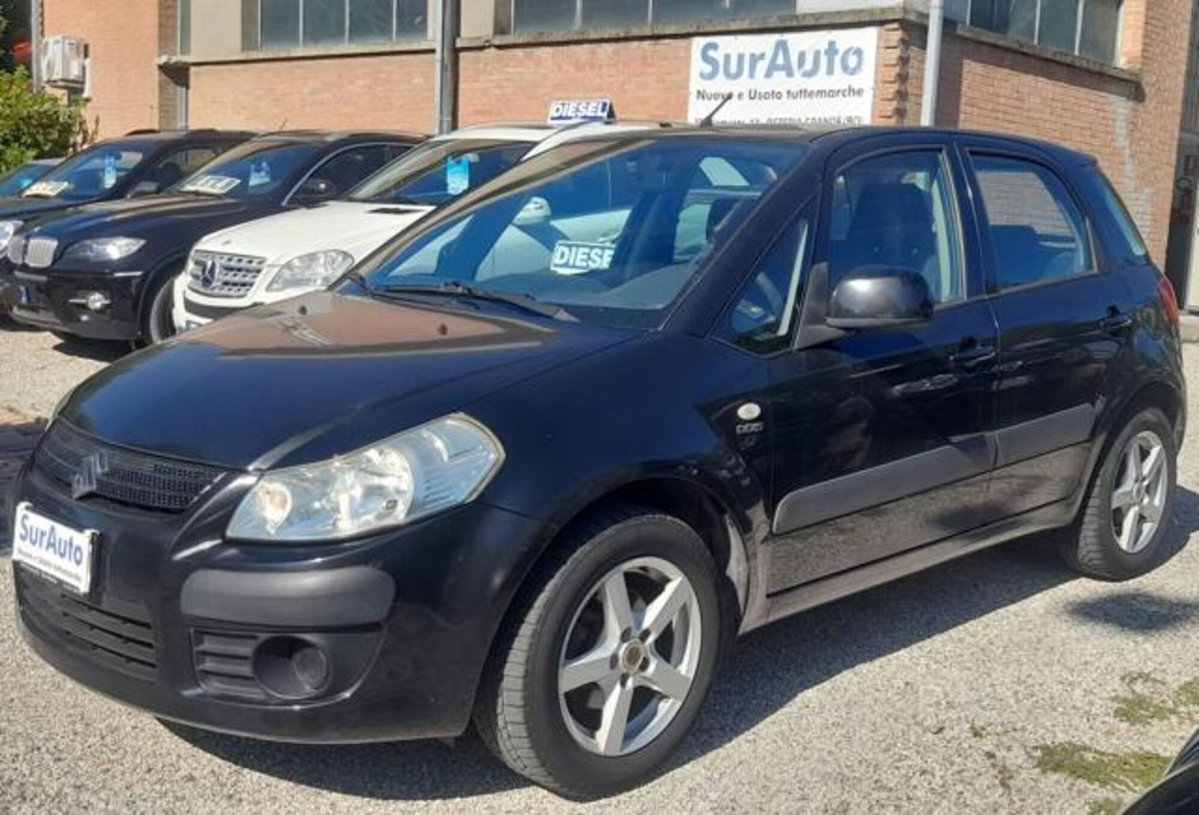 Suzuki SX4 DDiS 16V Urban Line (2)