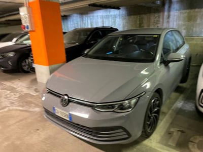 Volkswagen Golf 2.0 TDI 150 CV DSG SCR R-Line usata