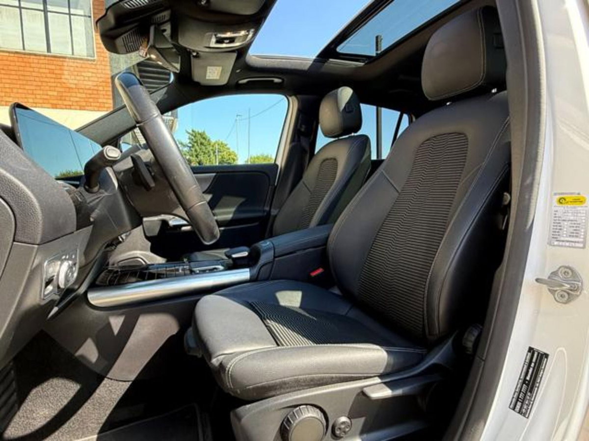 Mercedes-Benz GLA SUV 200 d Business Extra auto (10)
