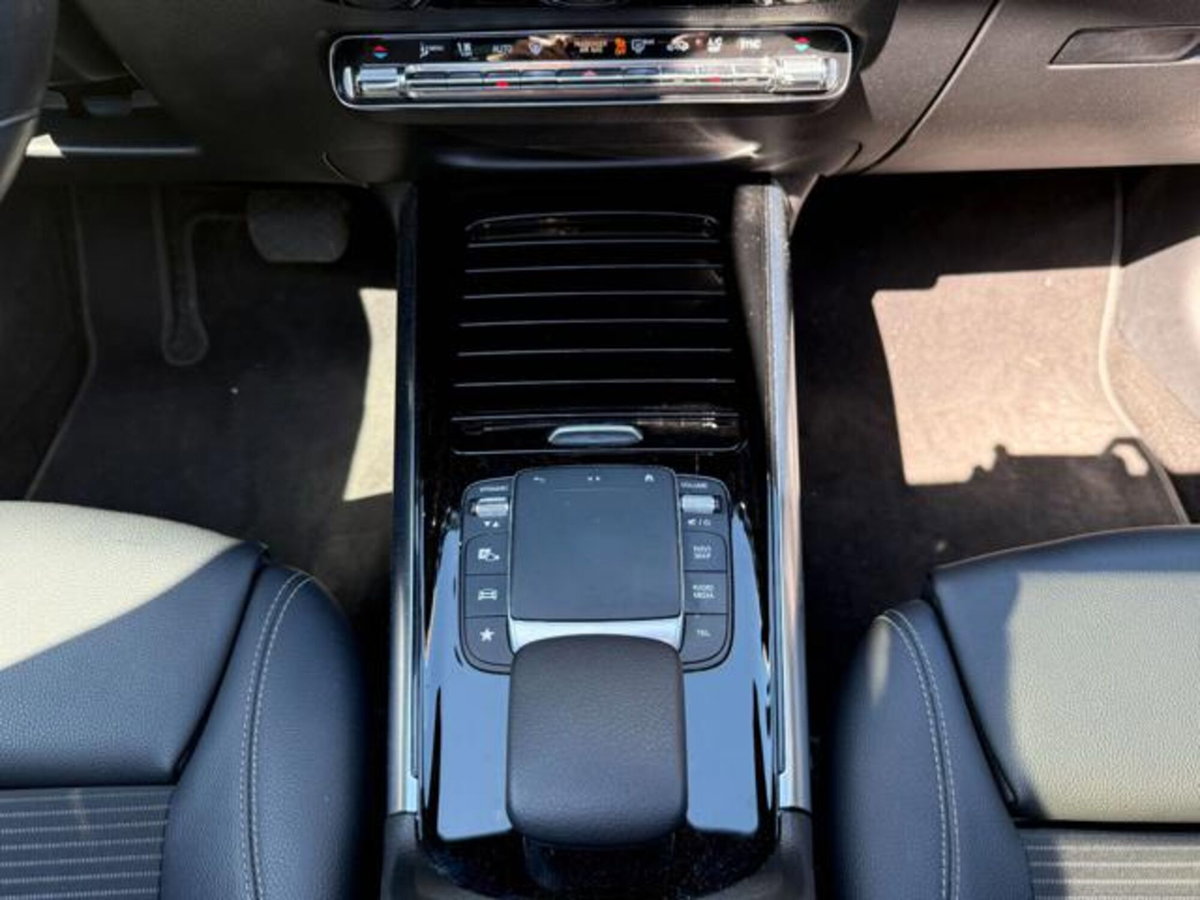 Mercedes-Benz GLA SUV 200 d Business Extra auto (18)