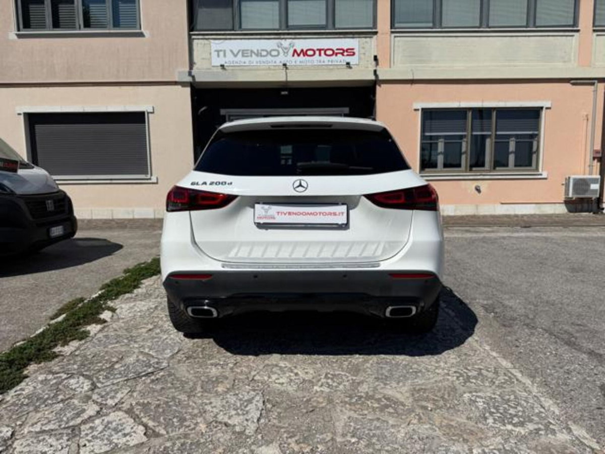 Mercedes-Benz GLA SUV 200 d Business Extra auto (6)