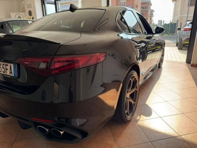 Alfa Romeo Giulia 2.9 T V6 Quadrifoglio (4)