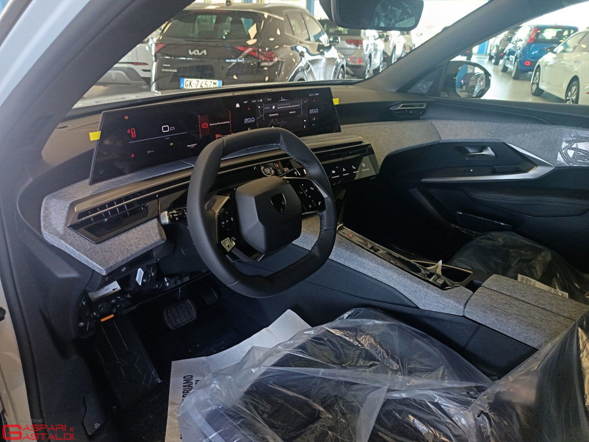 Peugeot 3008 1.2 hybrid Allure 145cv e-dcs6 (7)