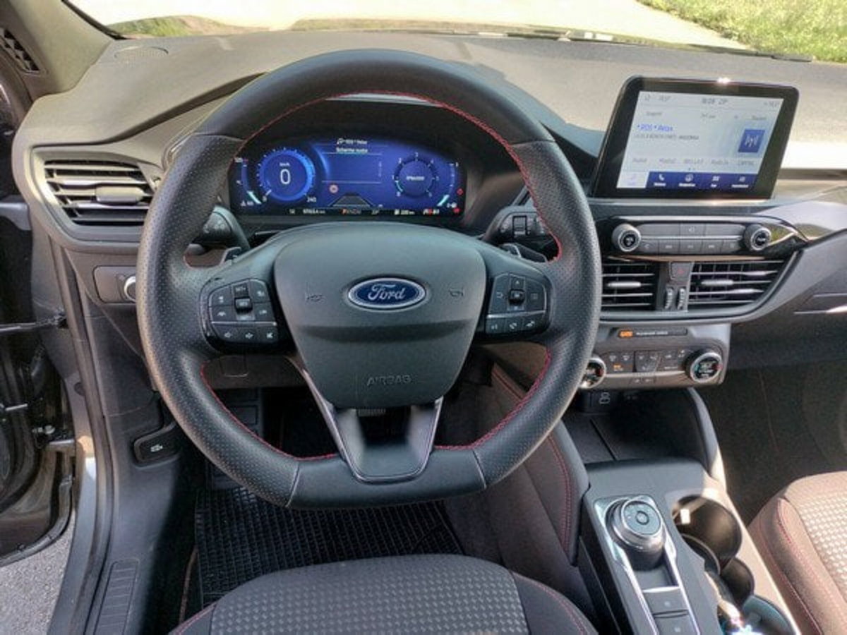 Ford Kuga 1.5 EcoBlue 120 CV 2WD ST-Line (15)