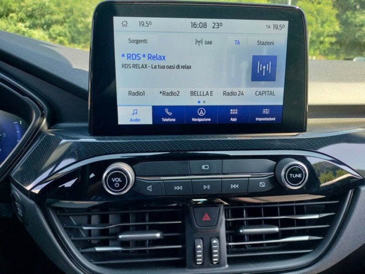 Ford Kuga 1.5 EcoBlue 120 CV 2WD ST-Line (17)