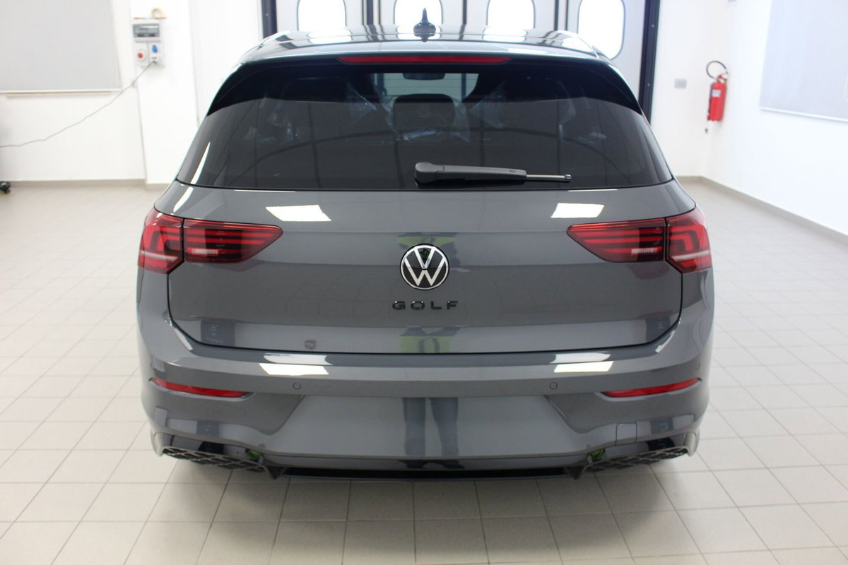 Volkswagen Golf 2.0 TDI 150 CV DSG SCR R-Line (5)