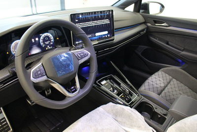 Volkswagen Golf 2.0 TDI 150 CV DSG SCR R-Line (7)