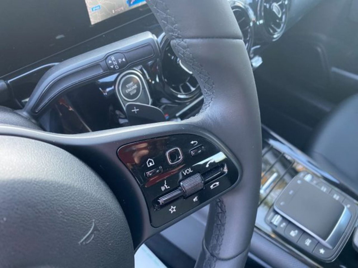 Mercedes-Benz GLA SUV 180 d Automatic Sport Plus (12)