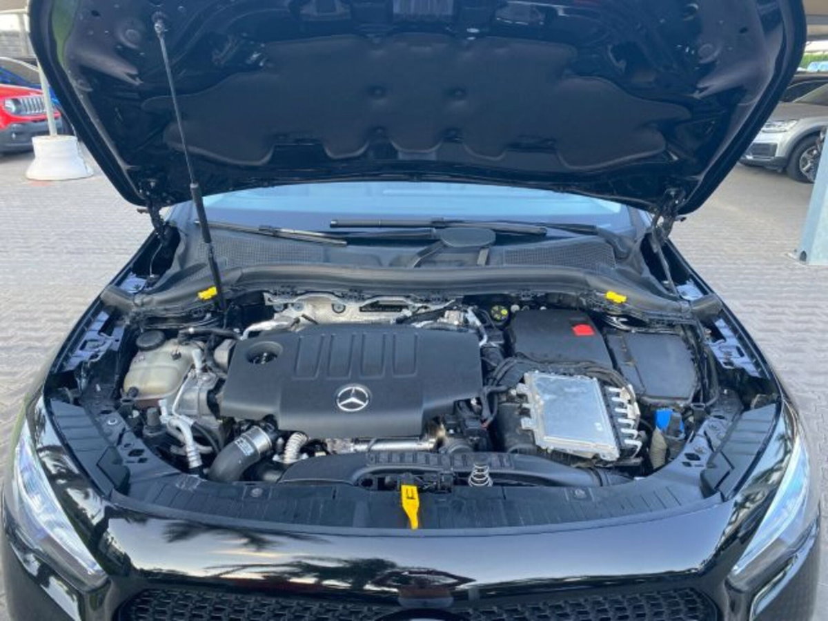 Mercedes-Benz GLA SUV 180 d Automatic Sport Plus (19)