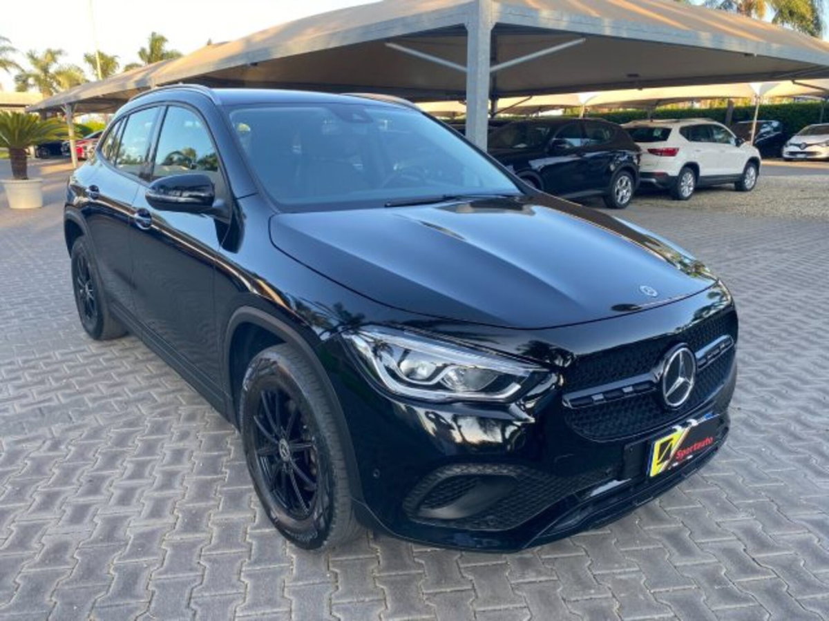 Mercedes-Benz GLA SUV 180 d Automatic Sport Plus (2)