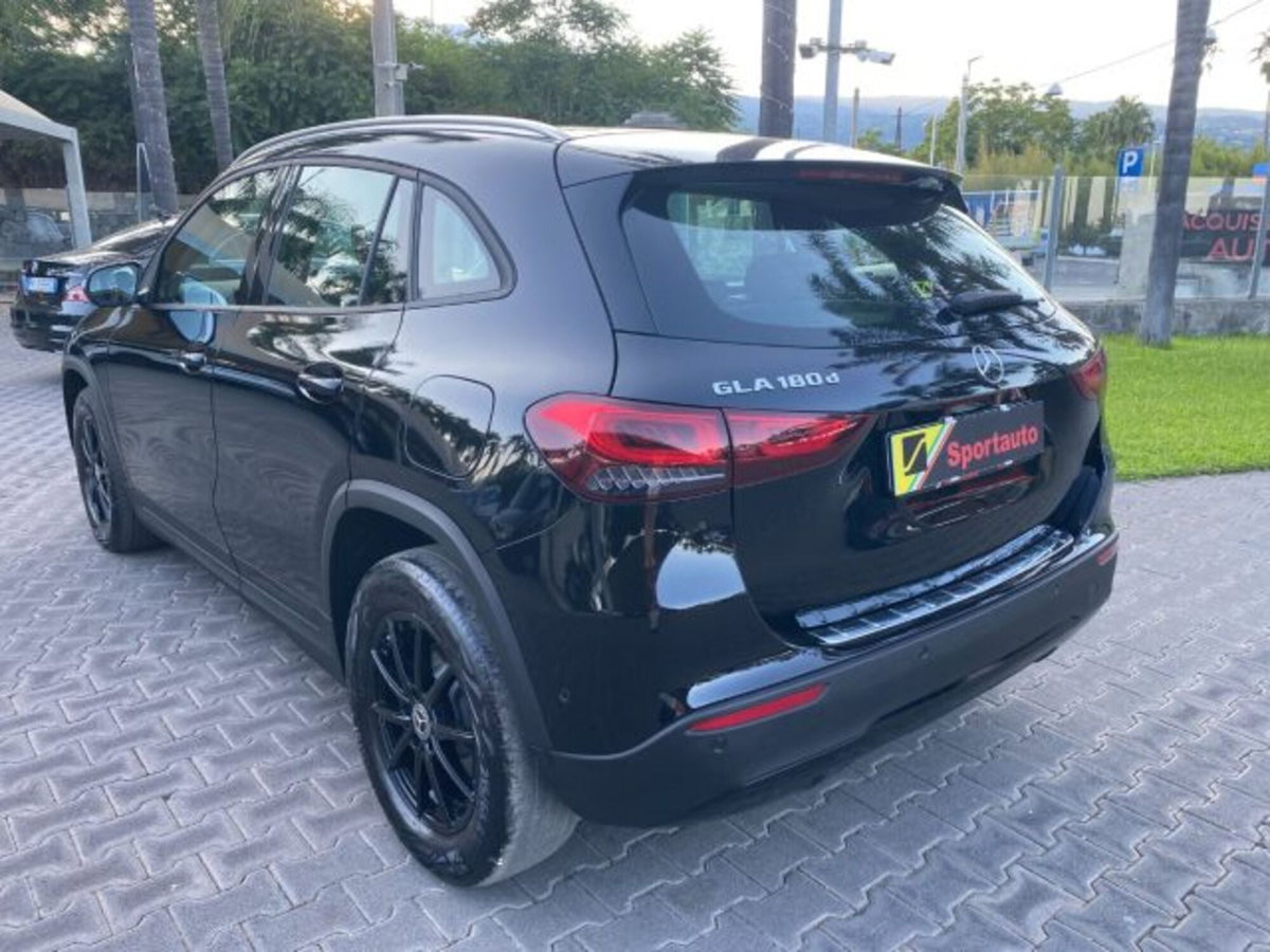 Mercedes-Benz GLA SUV 180 d Automatic Sport Plus (4)