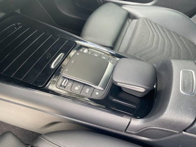 Mercedes-Benz GLB 180 d Automatic Sport (15)