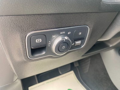 Mercedes-Benz GLB 180 d Automatic Sport (16)