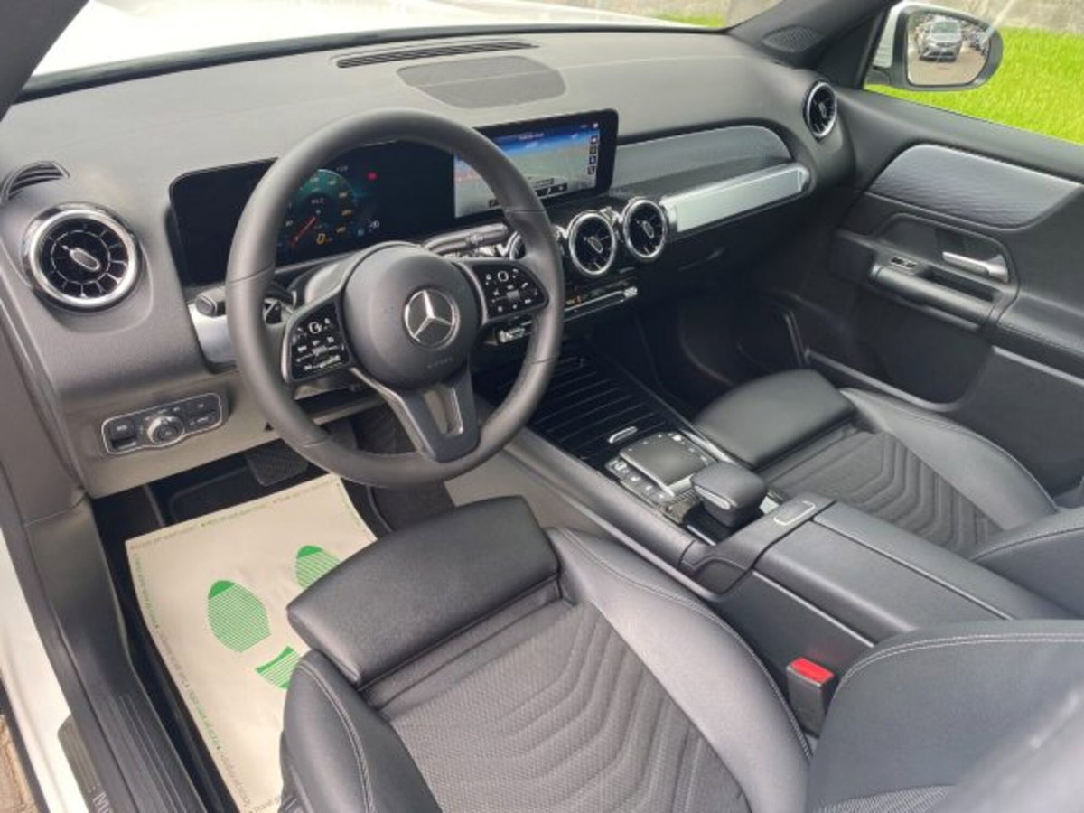 Mercedes-Benz GLB 180 d Automatic Sport (5)
