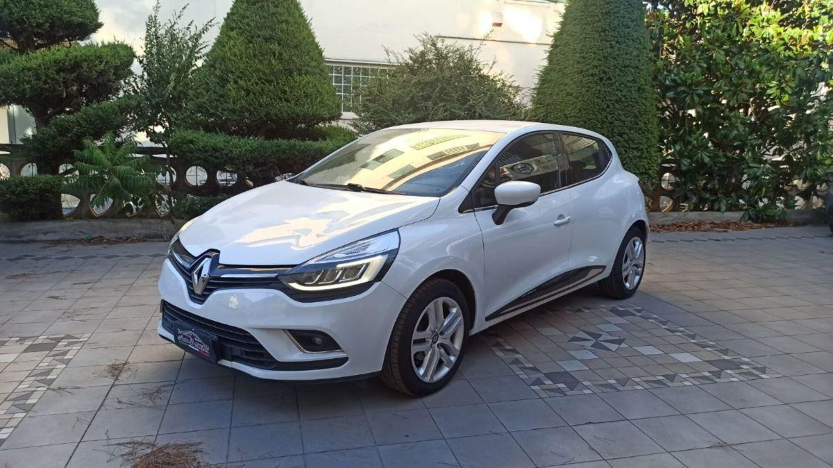 Renault Clio 1.5 dCi 8V 75CV Start&Stop 5 porte Live (3)