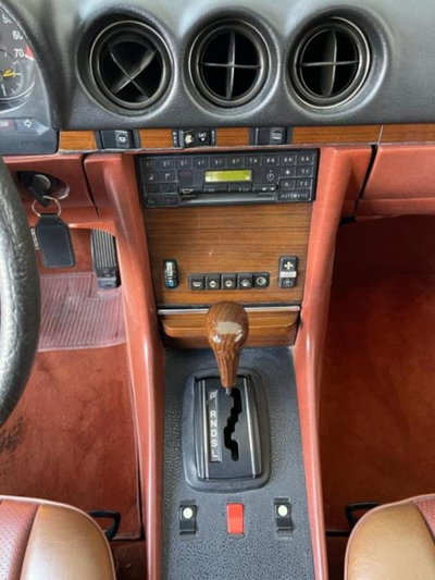 Mercedes-Benz 380 Cabrio 380 SL Roadster (12)