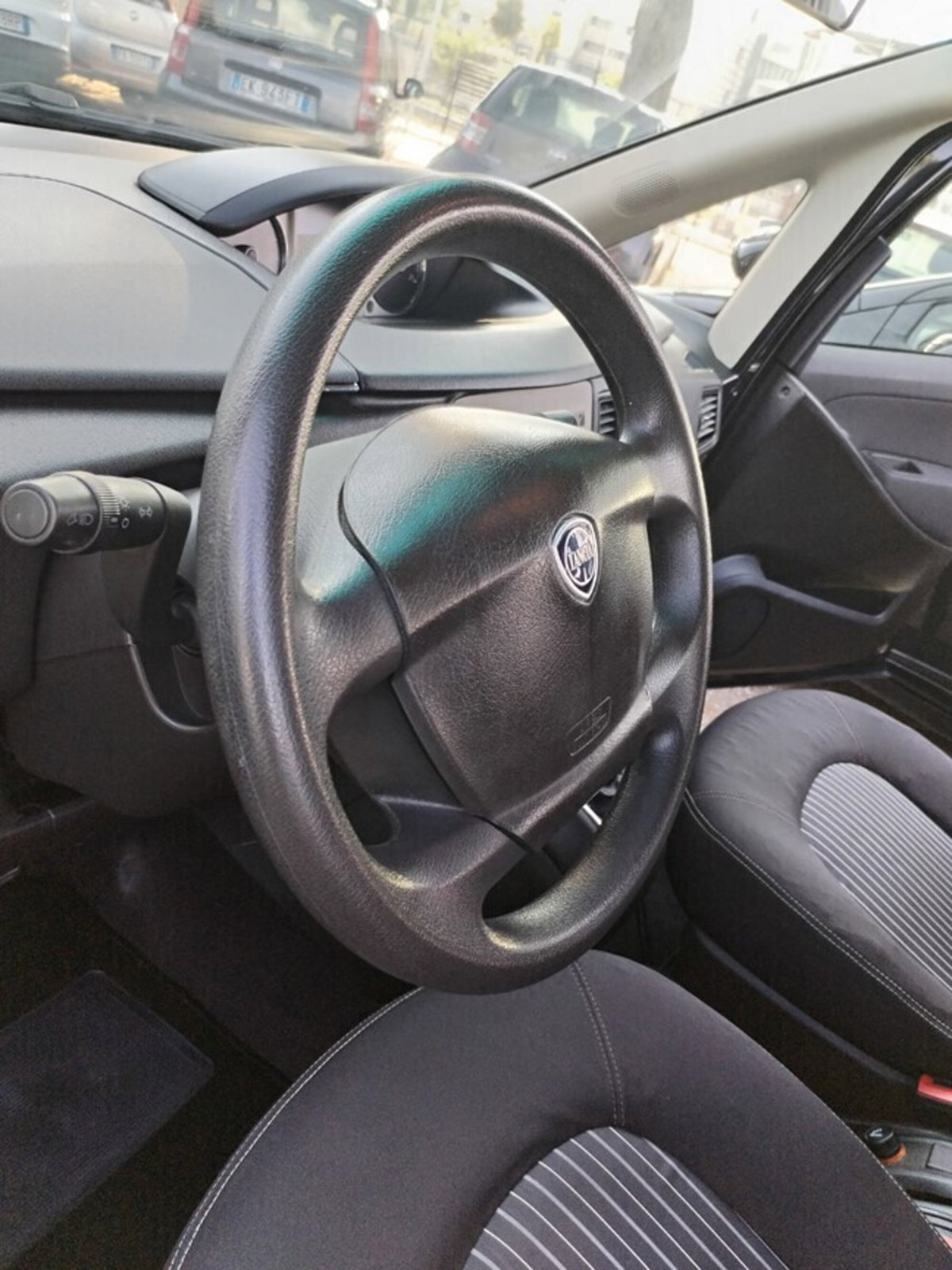 Lancia Musa 1.4 16V Oro (13)