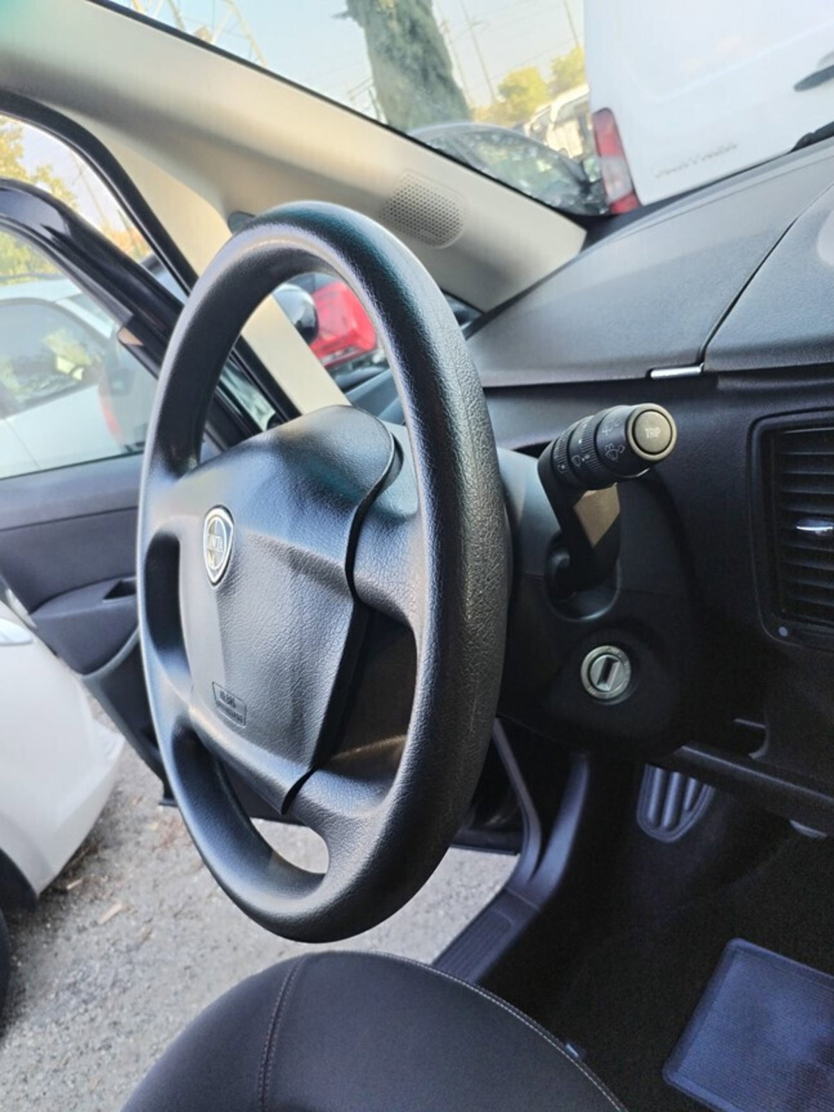 Lancia Musa 1.4 16V Oro (17)